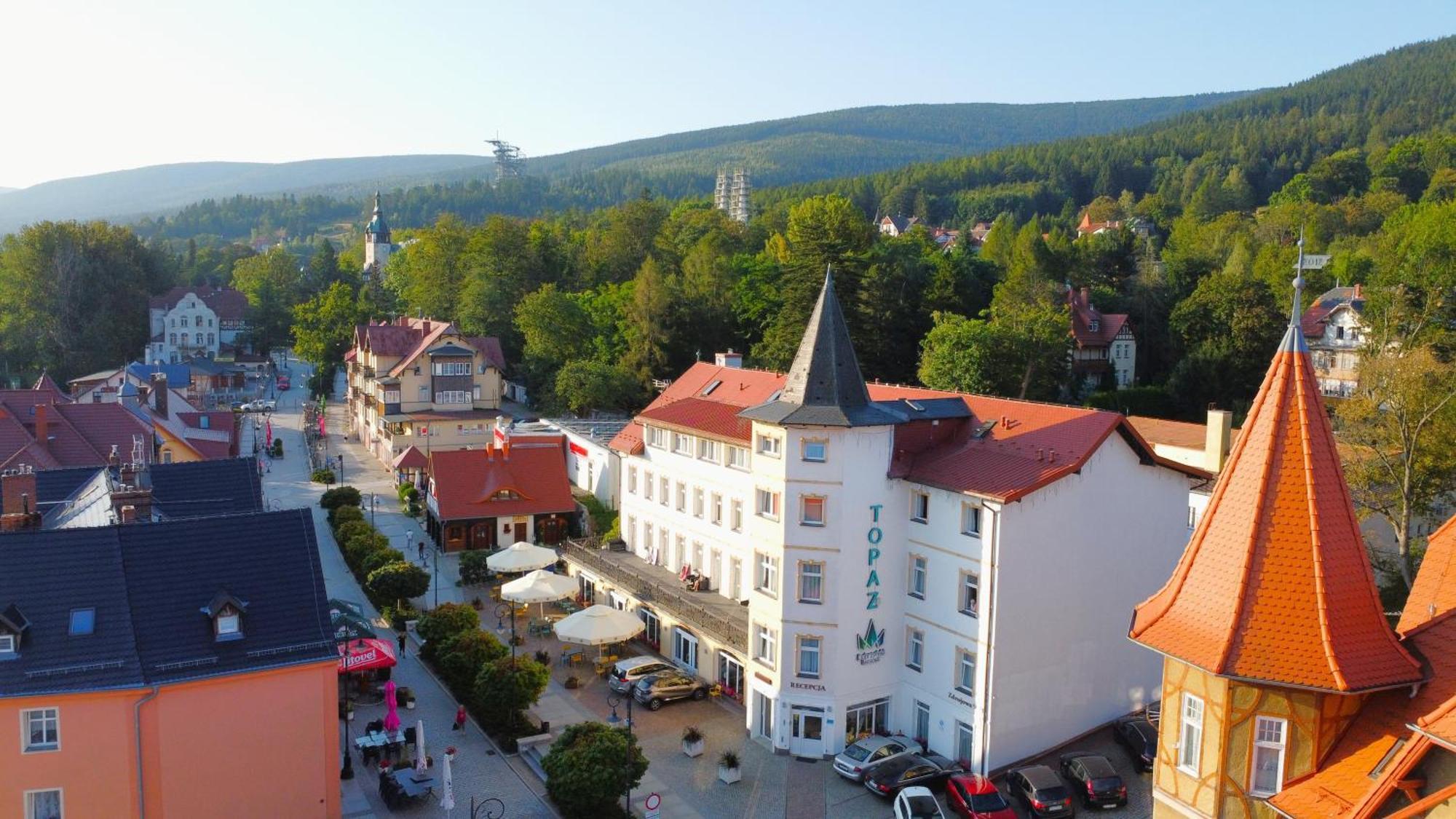 Dobrzynski Resort Topaz Świeradów-Zdrój エクステリア 写真